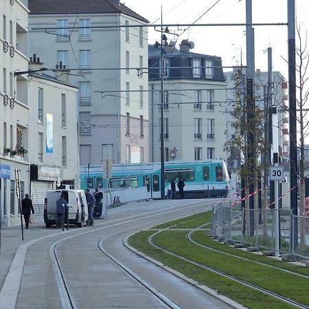 8 Rue Brise Echalas Saint-Denis  Dış mekan fotoğraf