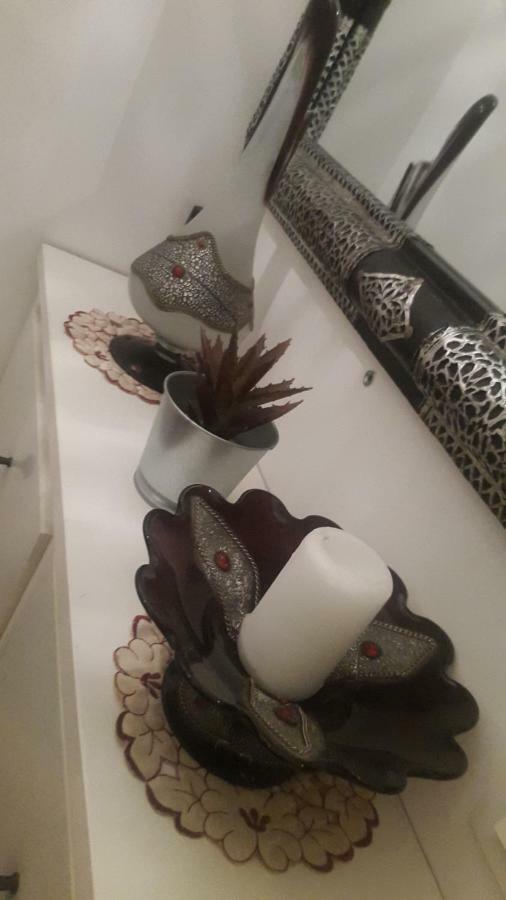 8 Rue Brise Echalas Saint-Denis  Dış mekan fotoğraf