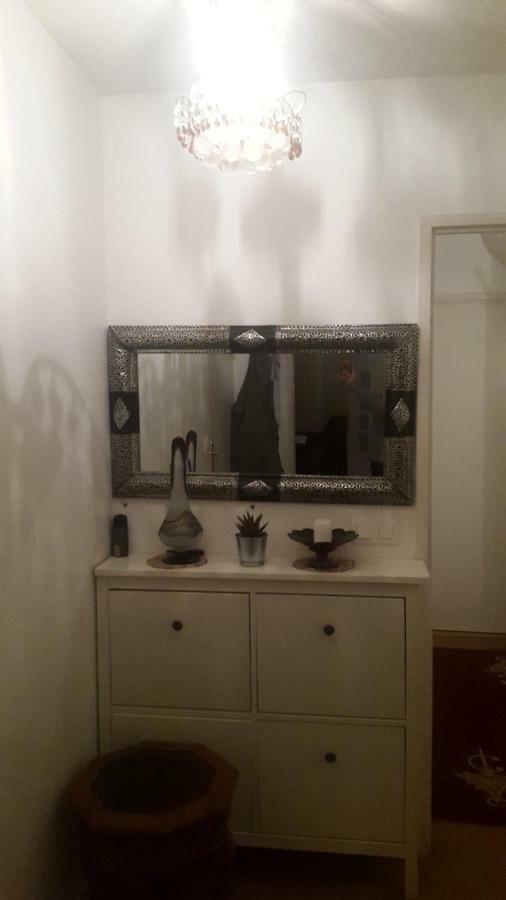 8 Rue Brise Echalas Saint-Denis  Dış mekan fotoğraf